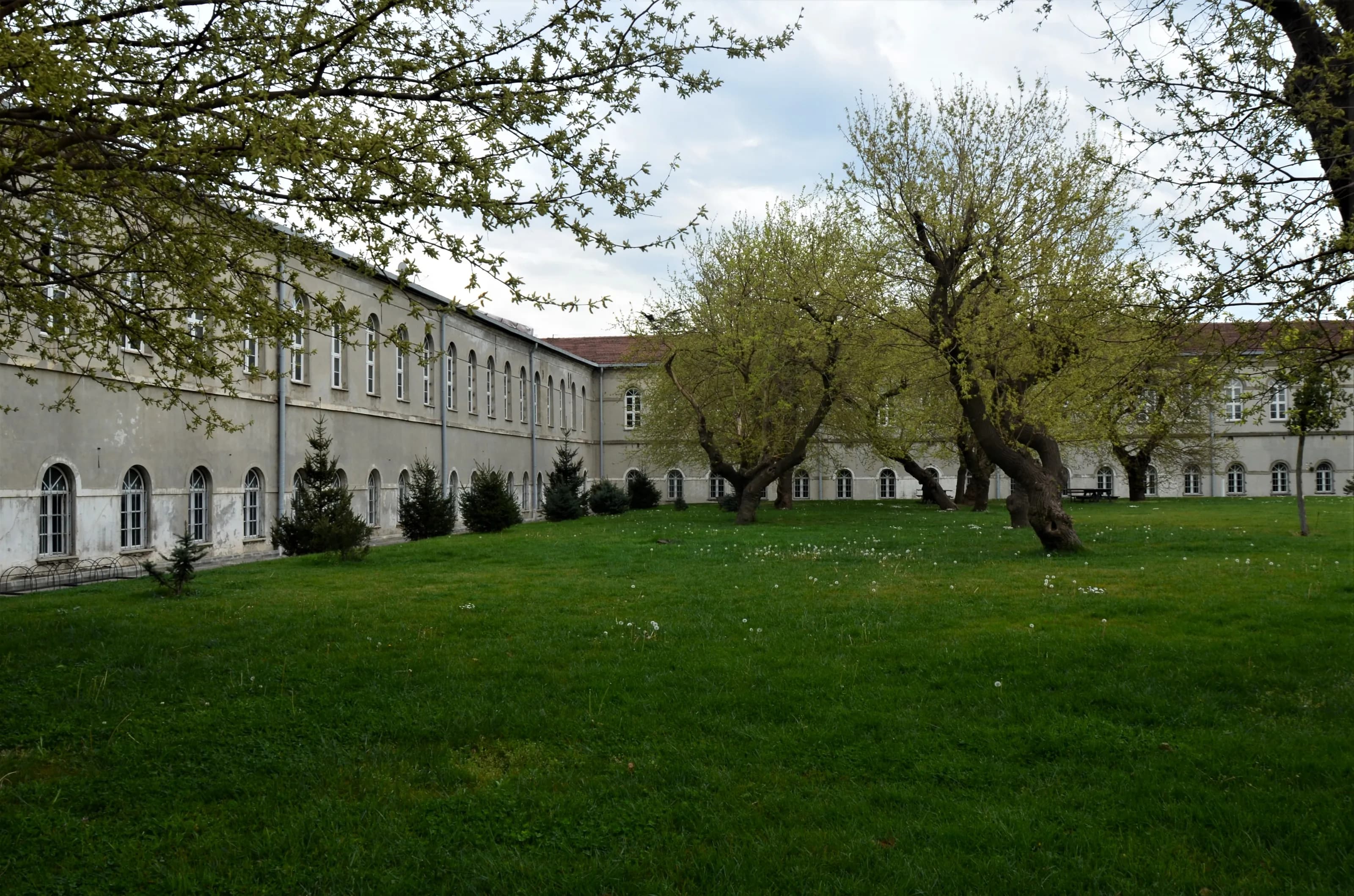 Davutpaşa Kışlası